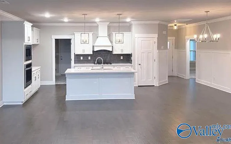 429 Tillane Park Cir — Photo 8