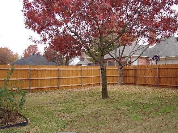 3rd image of 7609 Capella Ct