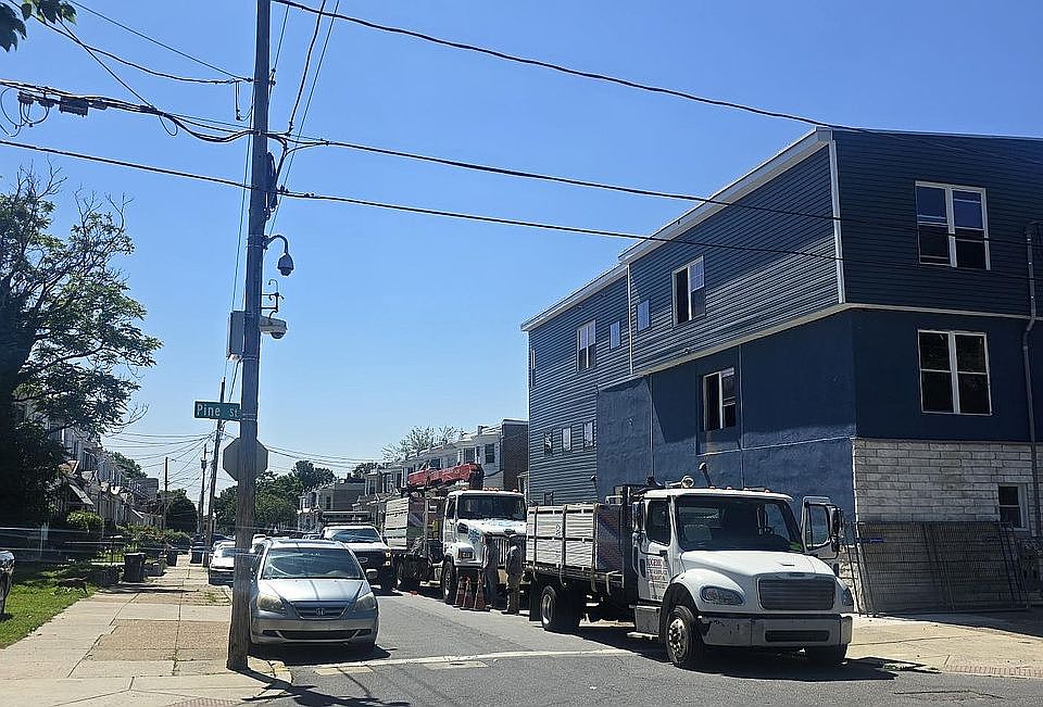 1st image of 2122 N Pine St