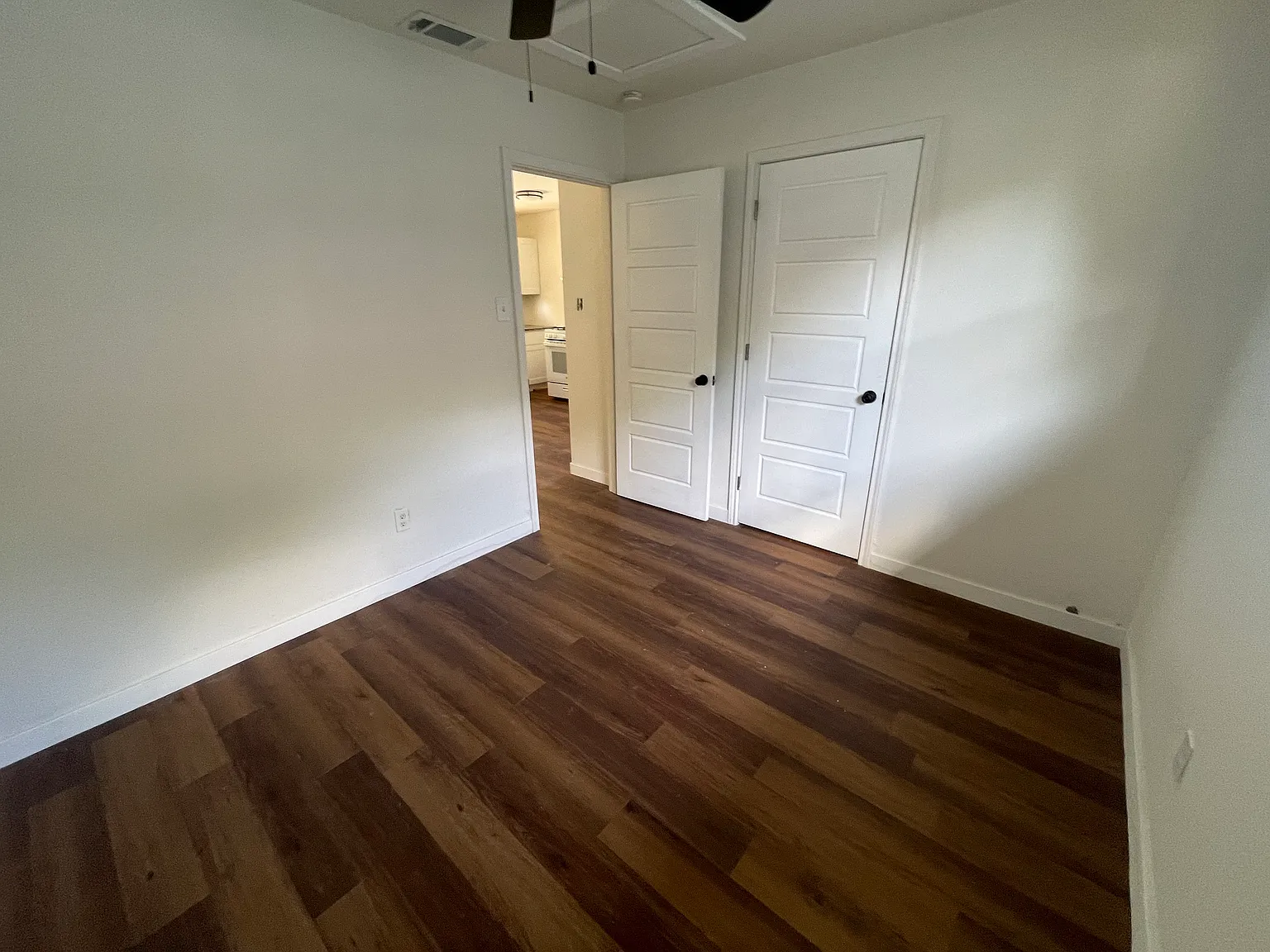 1 bed, 550 sqft, $875 — Photo 4