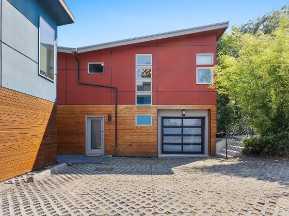 1536 Sturgus Ave S, Seattle, WA 98144
