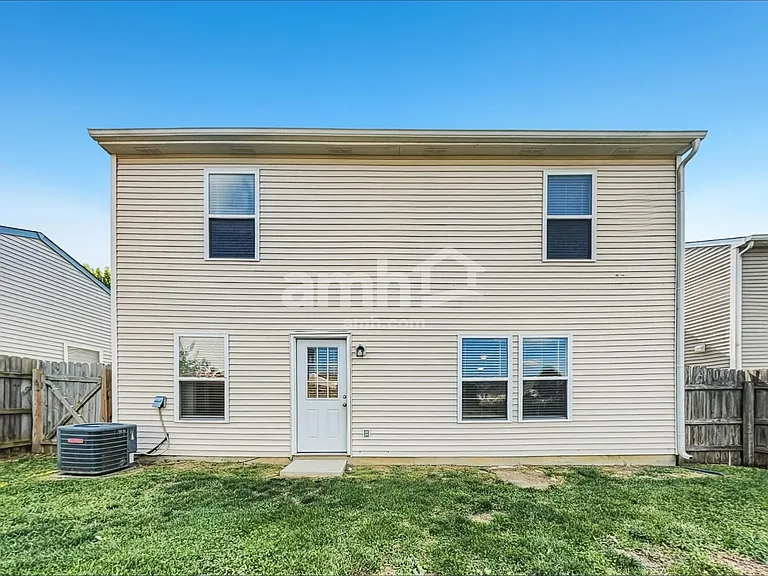 34 Frostwood Ln — Photo 16