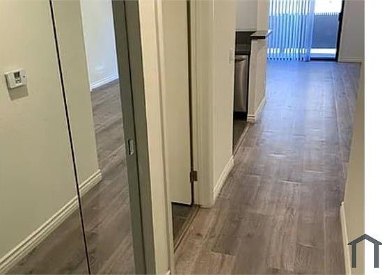 5th image of 6212 Fulton Ave #104
