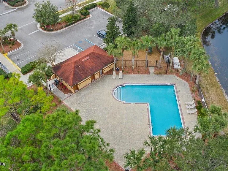 401 Honeycomb Way — Photo 35