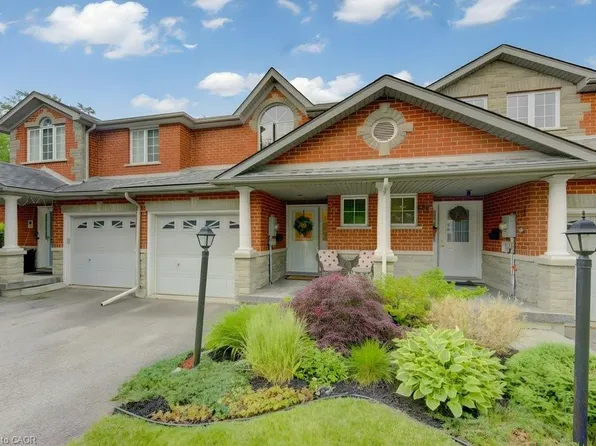 69 Troy St, Kitchener, ON N2H 1L9