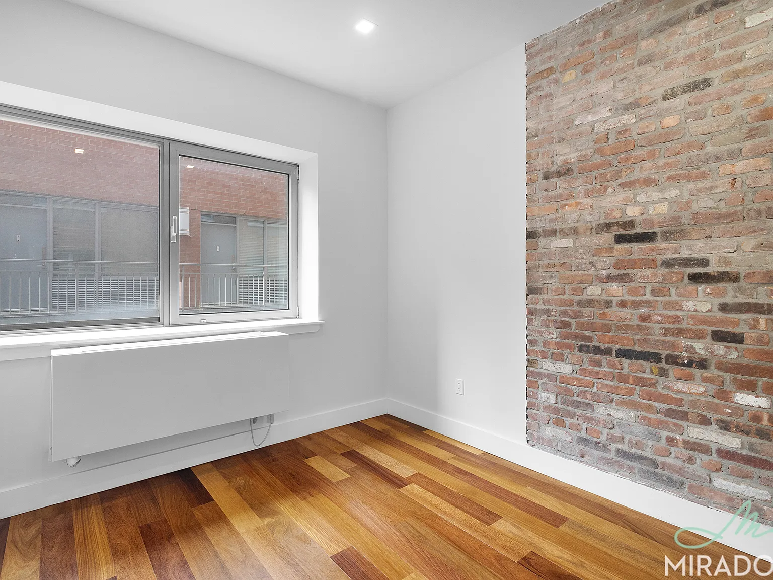 636 East 11th Street — Photo 4