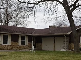 1011 Lark Ln, Shorewood, IL