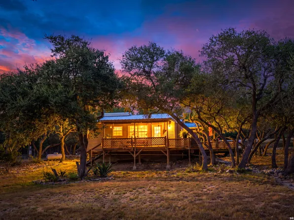 318 Rocky River Rd, Blanco, TX 78606