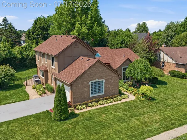 14751 Ashton Lane, Shelby Charter Township, MI 48315