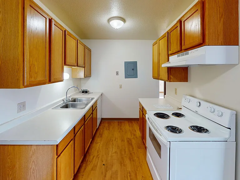 Park Place West Apartments — Photo 56