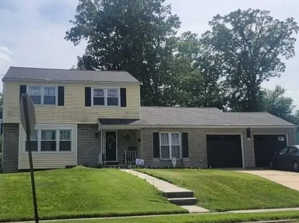 801 Liberty Dr, Somerdale, NJ 08083