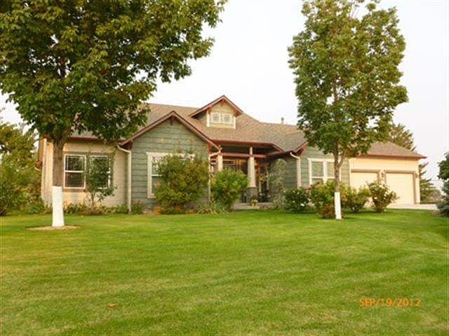 1st image of 3620 Vista Dr