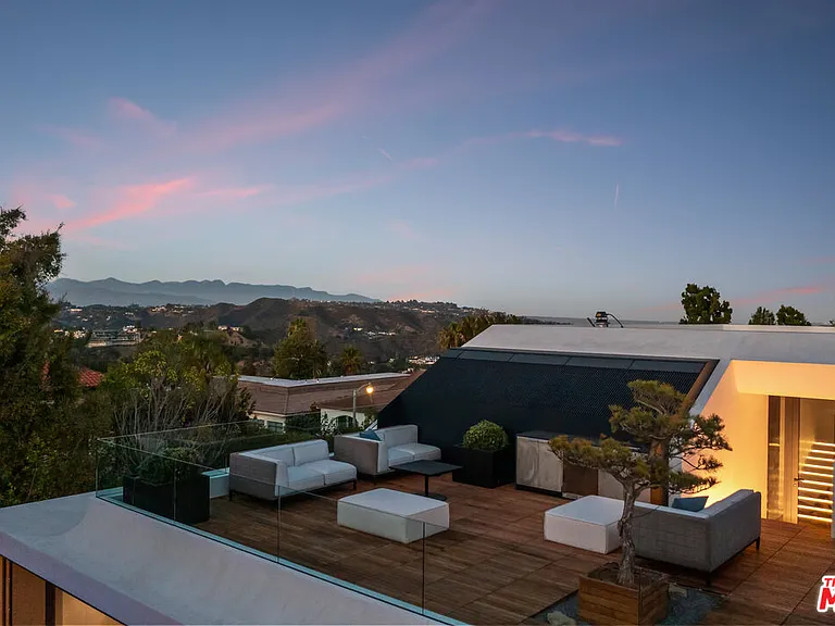 1254 Roberto Ln — Photo 40