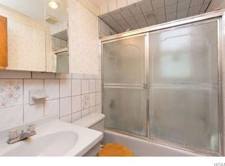 2871 Dudley Ave, Bronx, NY 10461