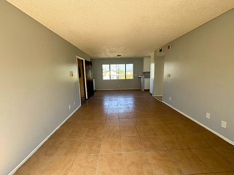 14810 Parthenia St #210 — Photo 2