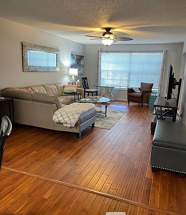 5th image of 4200 Belair Ln APT 106