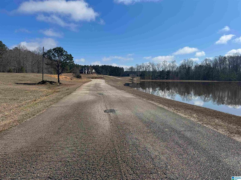 2nd image of 6 Mary Dr