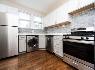 3705 N Hoyne Ave #3703-2, Chicago, IL 60618