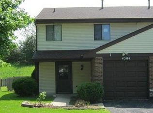 4504 Bell Ln, Hanover Park, IL