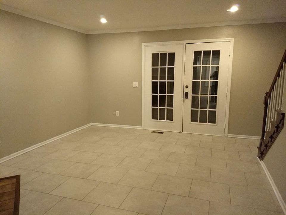1st image of 3419 Spanish Villa Dr