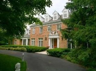 1200 Plamondon Rd, Wheaton, IL 60189