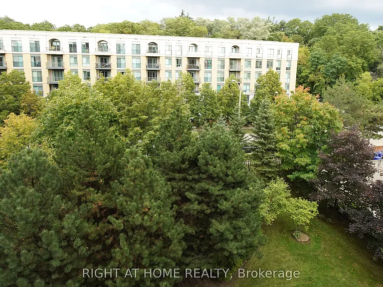 18 William Carson Cres #716 — Photo 11