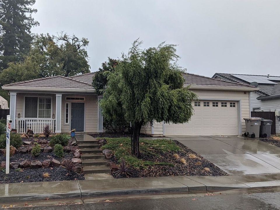 1st image of 633 Foxglove Cir