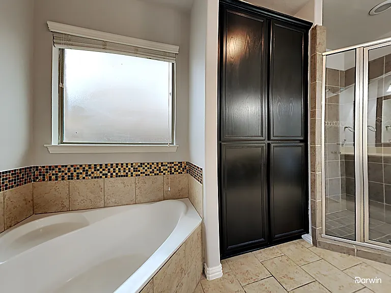 7239 Thelfor Ct — Photo 9