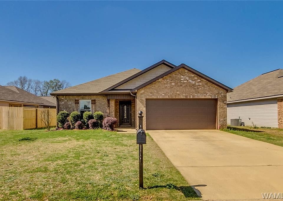 1st image of 201 Bradford Cir
