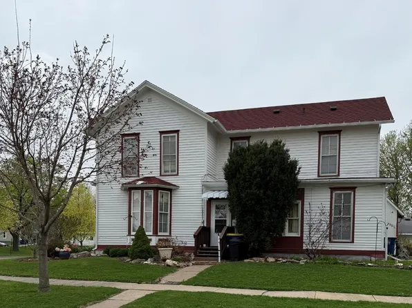 503 D Ave, Vinton, IA 52349