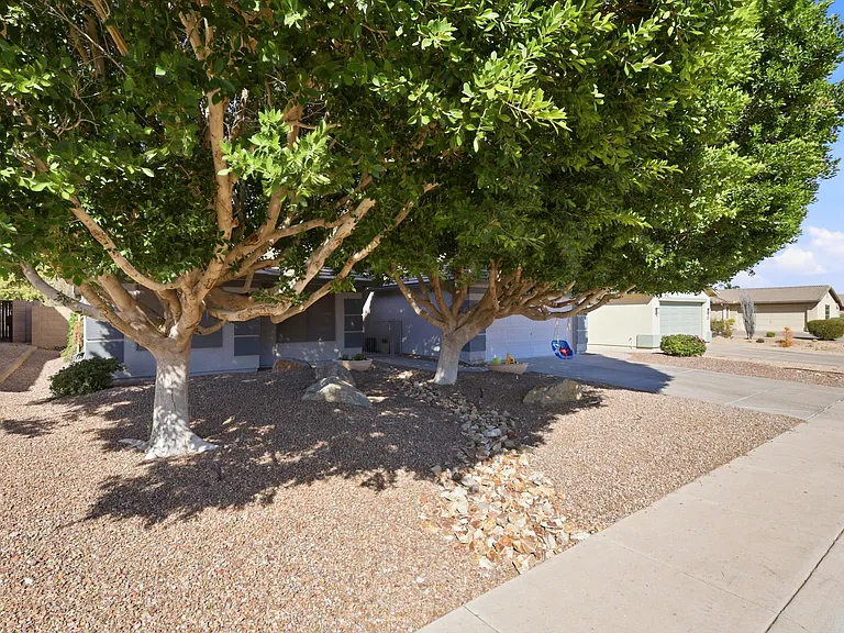 15276 W Watson Ln — Photo 35