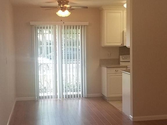 4th image of 120 N Brighton St APT A