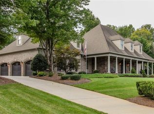422 Copperfield Ct, Kernersville, NC 27284