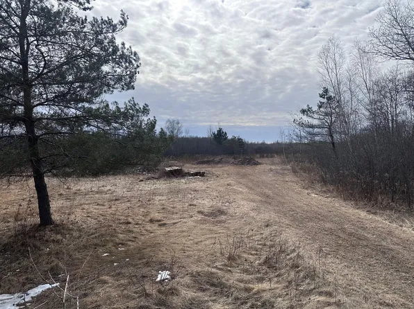 Hermantown Rd, Cloquet, MN 55720