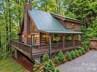 297 Hidden Cove Rd, Maggie Valley, NC 28751