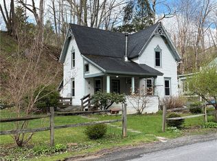 20 Newton Ave, Bainbridge, NY 13733