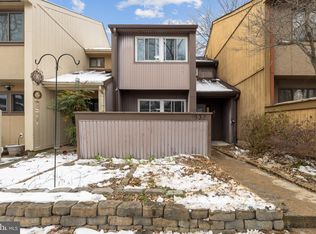 1932 Coppersmith Ter, Woodbridge, VA 22191
