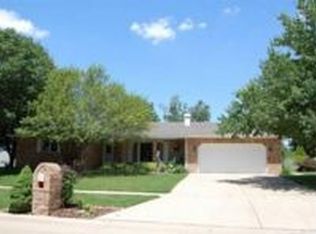 2606 Applewood Rd, Champaign, IL 61822