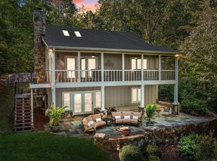 377 Pine Harbor Rd, Leasburg, NC 27291