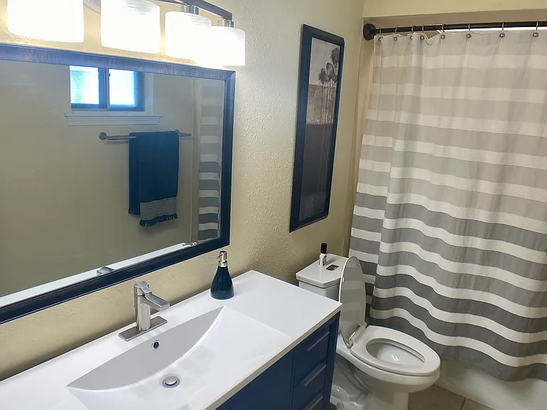 12413 Morocco Rd NE — Photo 17