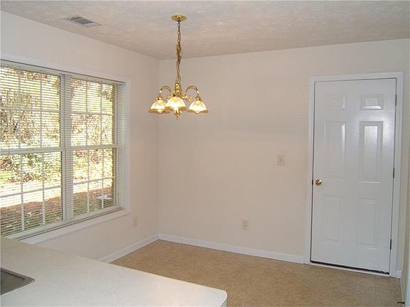 5th image of 6157 Glen Oak Dr