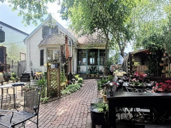 800 Walsh Ave, Akron, OH 44310