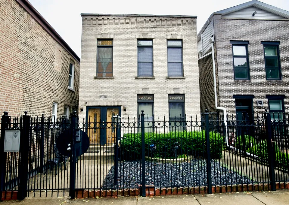 2626 W Superior St #4