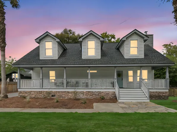 2142 Gulf Dr, Mount Pleasant, SC 29466