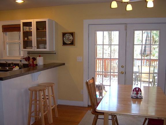 kitche, dining