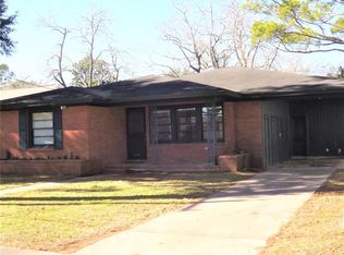 1718 Charter St, Columbus, TX 78934