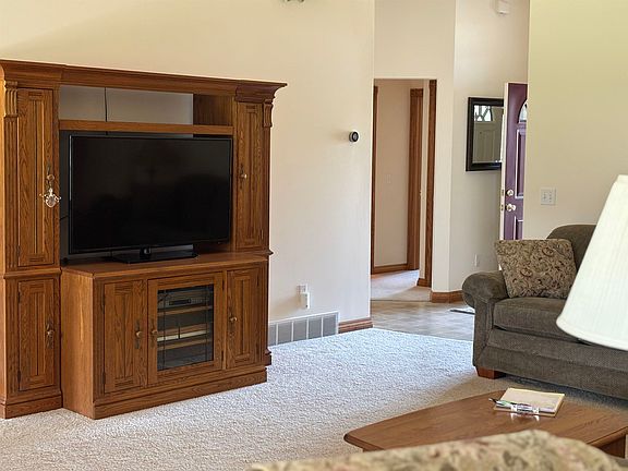5th image of 3092 Gaslight Ct