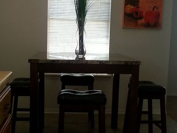 5th image of 1008 Mission Dr APT B