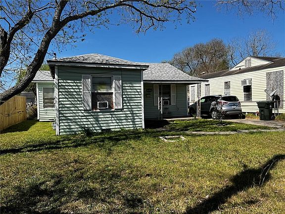 2nd image of 1515 17th St