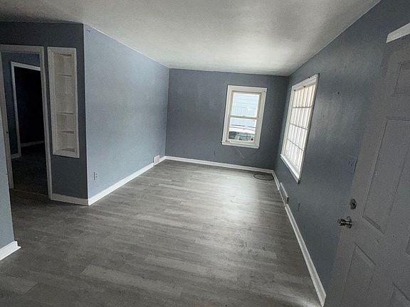 3rd image of 1412 Arthur Ave
